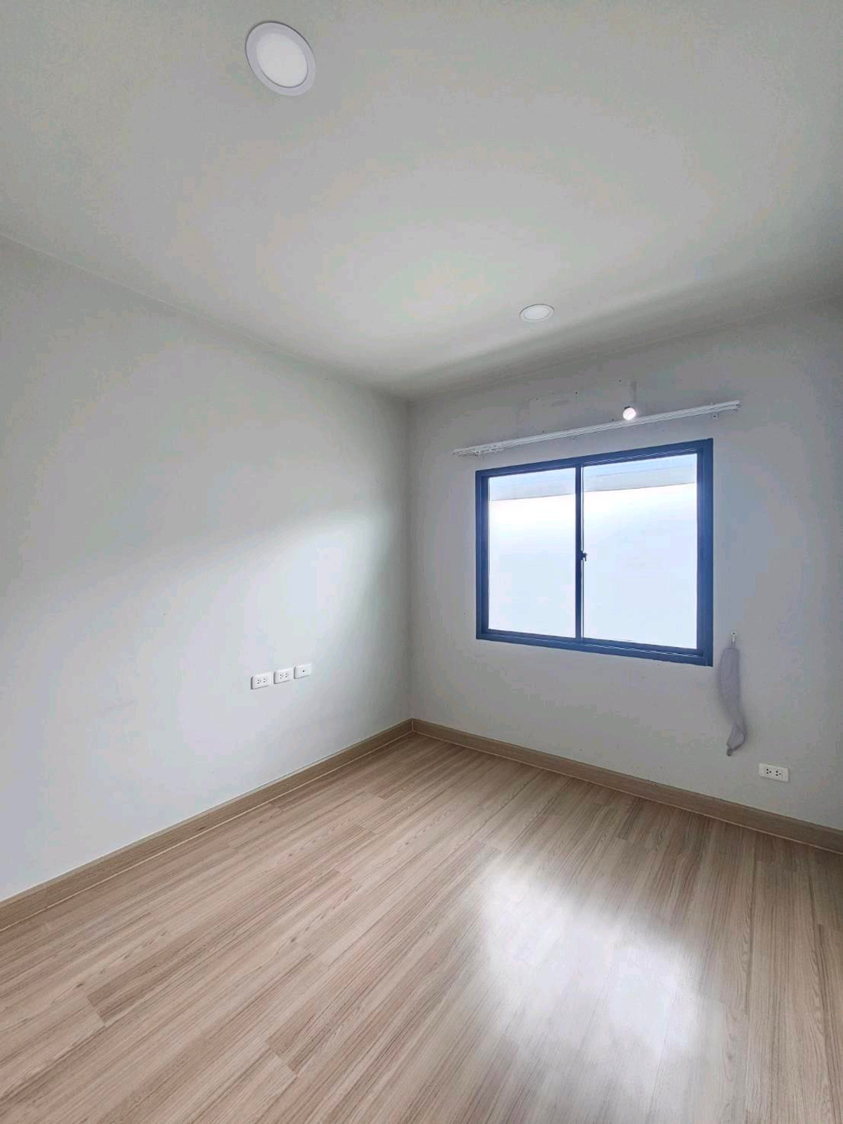 For SaleTownhomeBangna, Bearing, Lasalle : Britannia Mega Town Bangna Bang Kaeo Bua Nakarin Mega Bangna Srinakarin