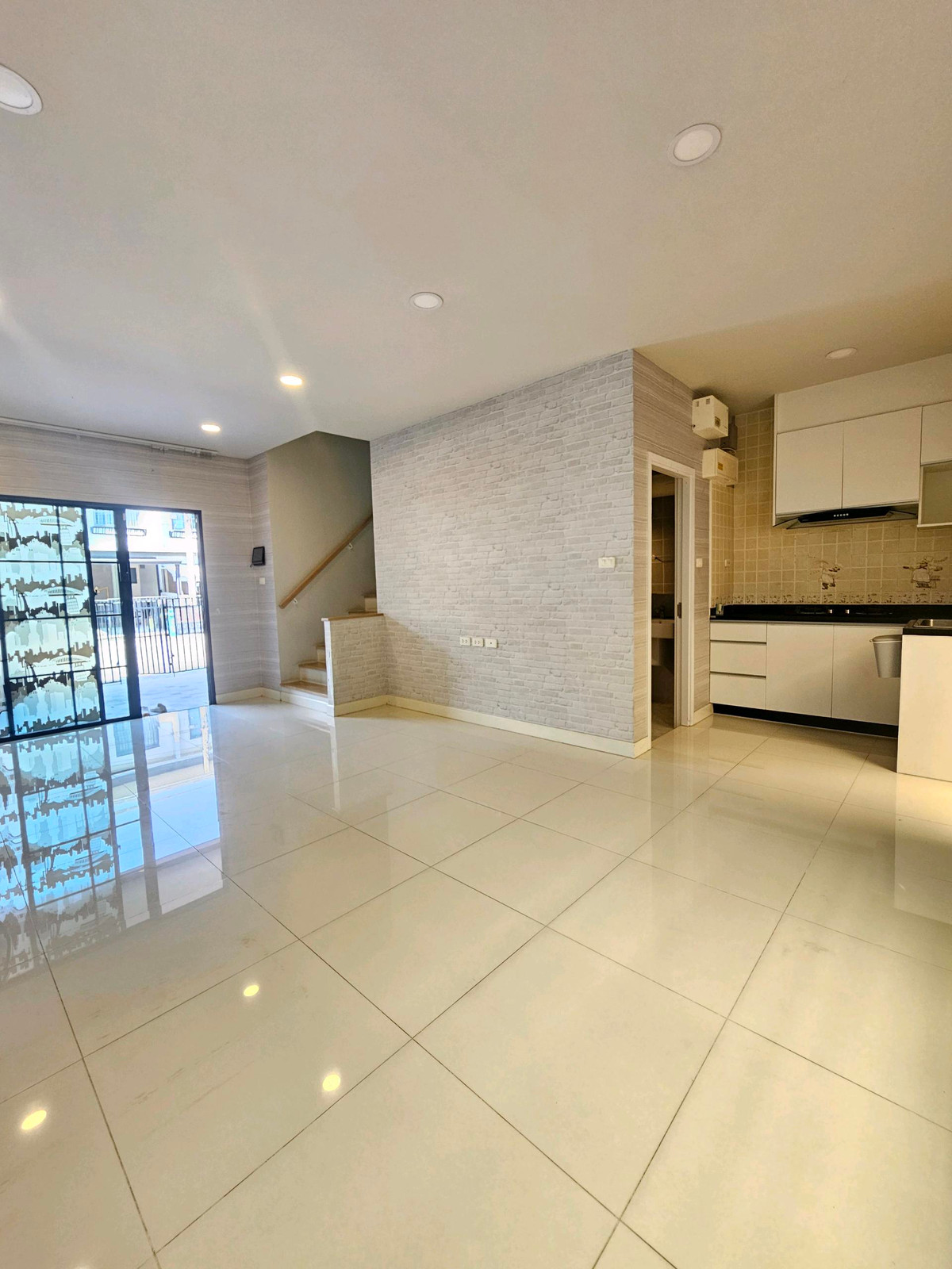 For SaleTownhomeBangna, Bearing, Lasalle : Britannia Mega Town Bangna Bang Kaeo Bua Nakarin Mega Bangna Srinakarin